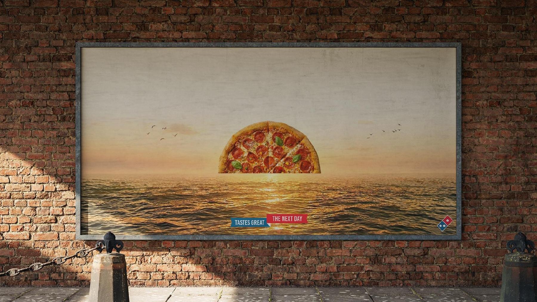 Dominos — slide 1